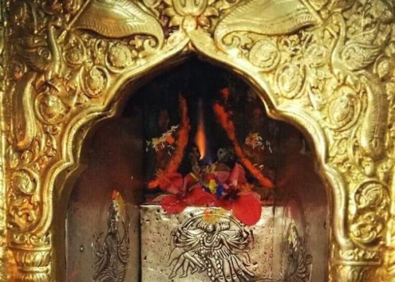జ్వాలాముఖి దేవి ఆలయం కాంగ్రా, హిమాచల్ ప్రదేశ్